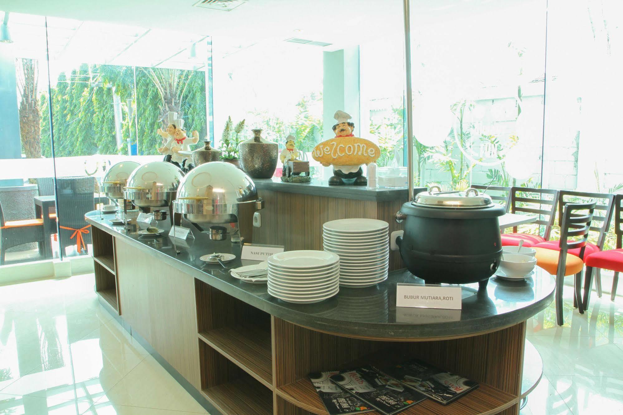 Airy Waru Pondok Maspion Sidoarjo Hotel Exterior foto