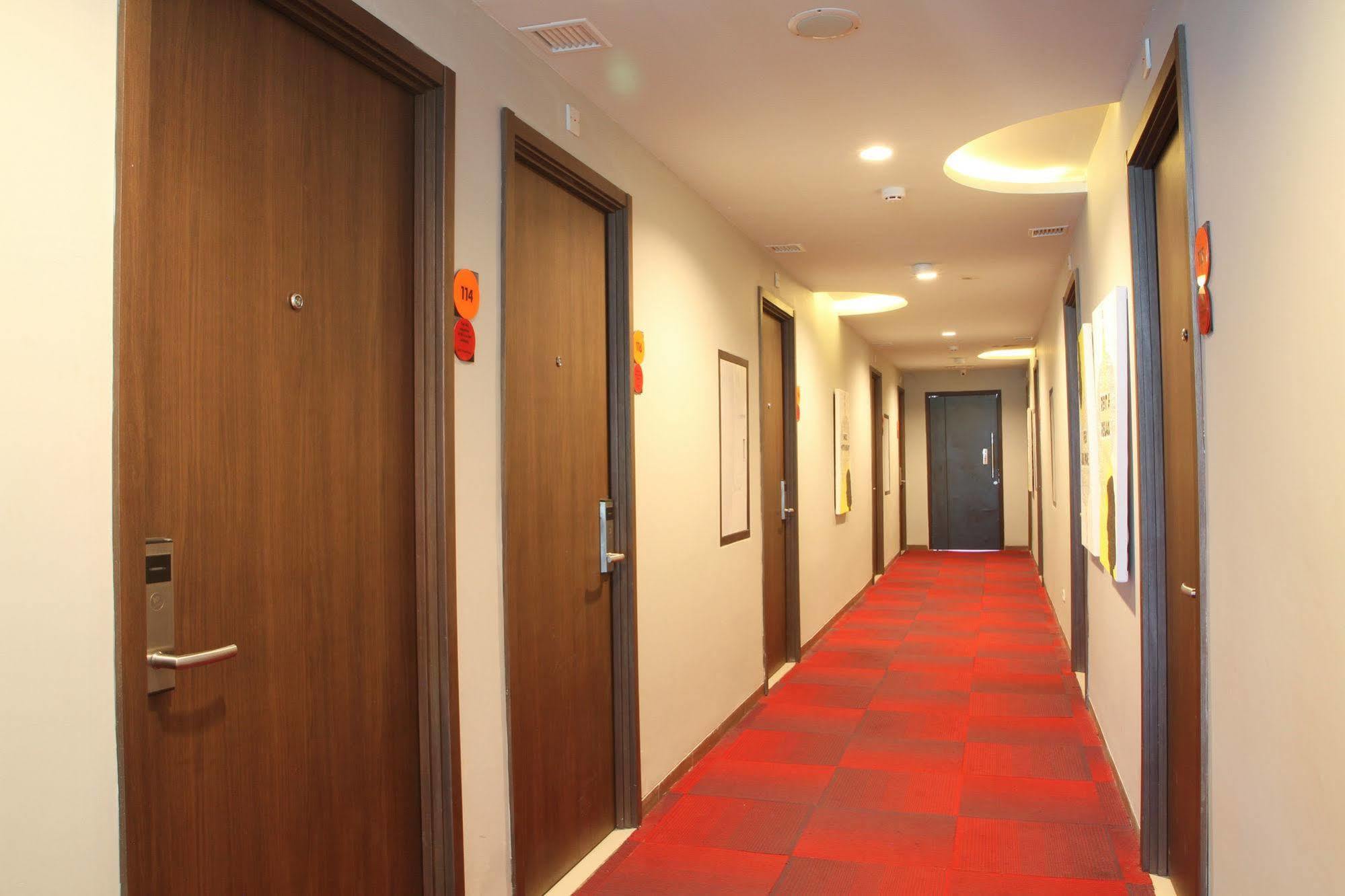 Airy Waru Pondok Maspion Sidoarjo Hotel Exterior foto